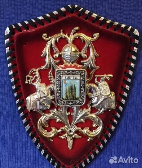 Декор на стену картуш