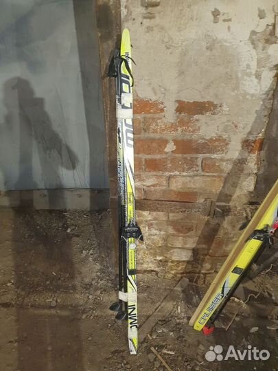 Беговые лыжи