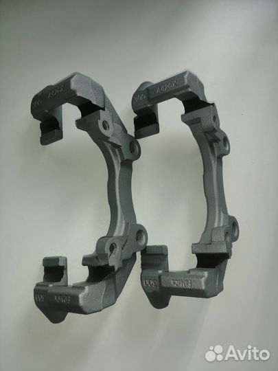 Передние скобы Ford Focus 3 300мм