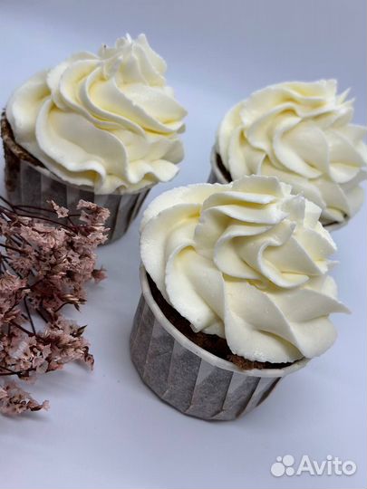 Капкейки, трайфлы, муссовые пирожные, бенто торты