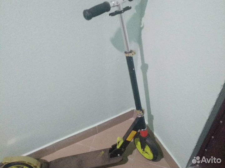 Самокат взрослый бу KU-S15-200A9G