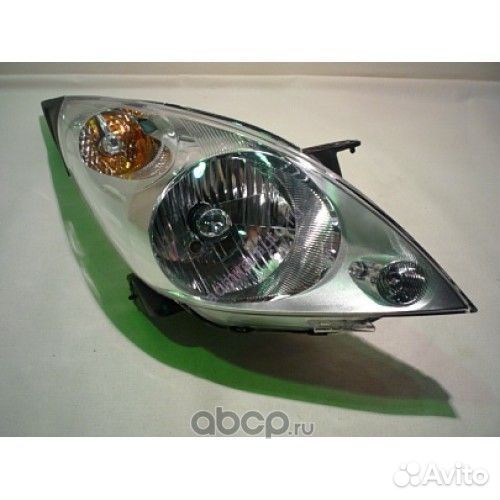 Фара правая Chevrolet Spark (2010-2016)