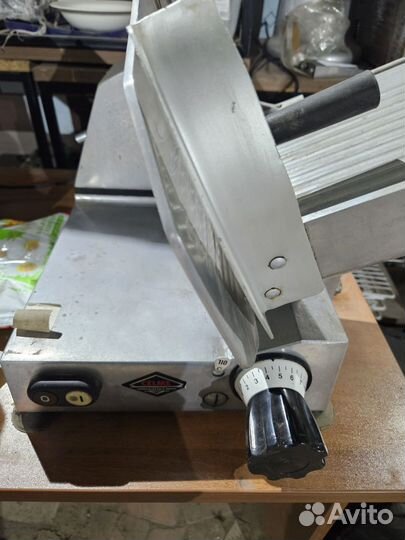 Ломтерезка слайсер бу