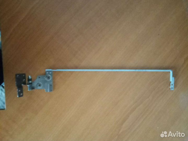 Петля левая для ноутбука Lenovo G50-45