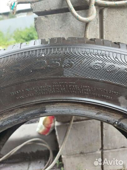 Goodyear Wrangler HP All Weather 255/60 R18 122B