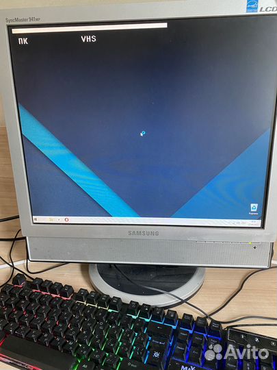 Монитор samsung