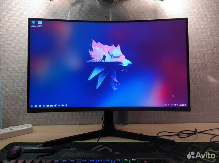 Монитор samsung 27 изогнутый