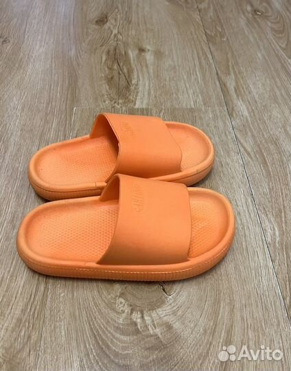 Шлепанцы Cartoon на стопу 27 размер 17,5см