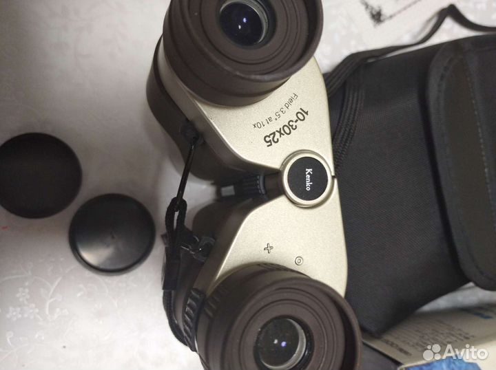 Бинокль из Японии Kenko 10-30x25 Лот 535