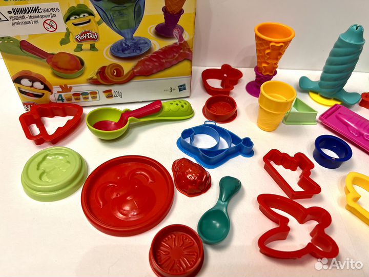 Продаются наборы Play-doh прически и мороженое