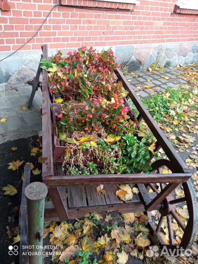 Телега деревянная