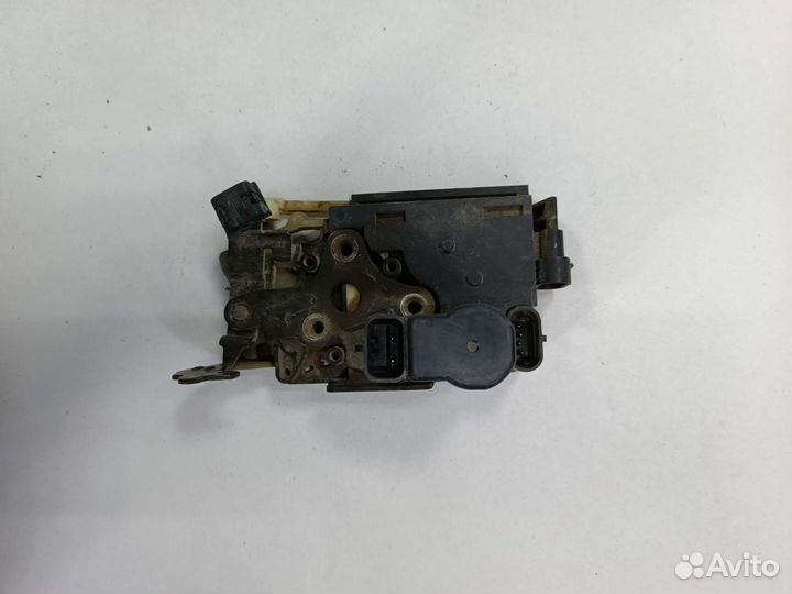 Замок крышки багажника Chery Tiggo, T11