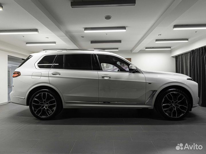 BMW X7, 2023