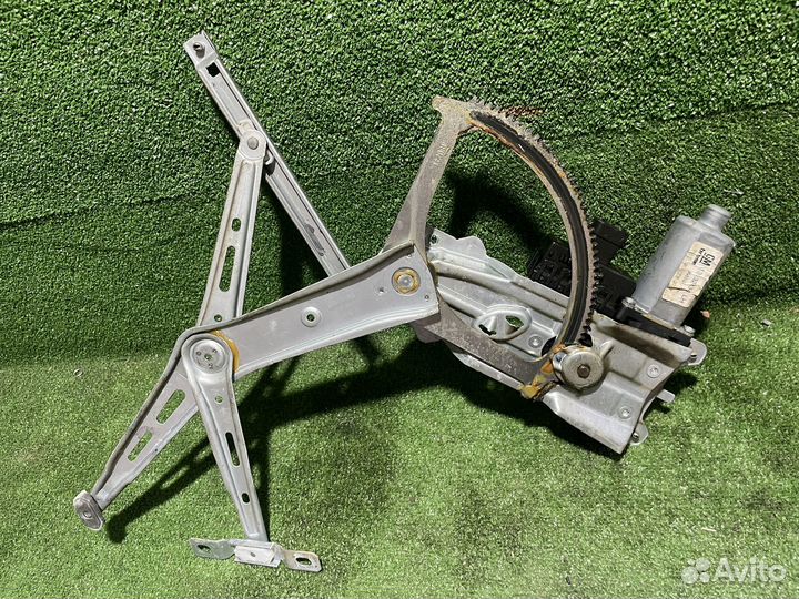 Стеклоподъемник водительский opel zafira b