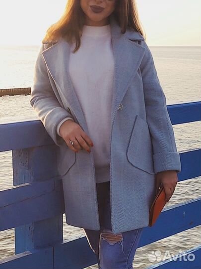 Пальто женское 42 44