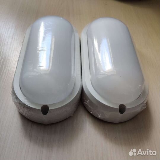 Светодиодный влагозащищённый светильник - 2шт