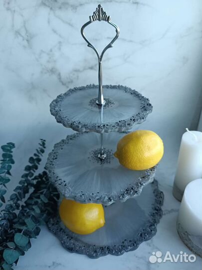 Этажерка для фруктов и конфет