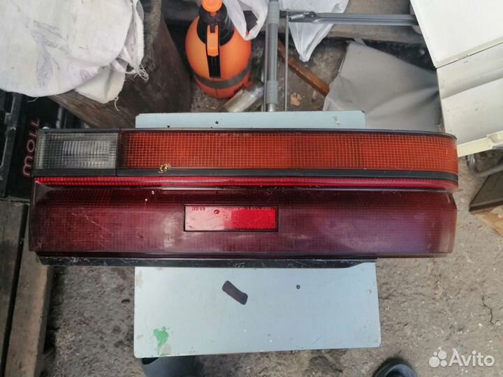 Фонарь Toyota Chaser gx81