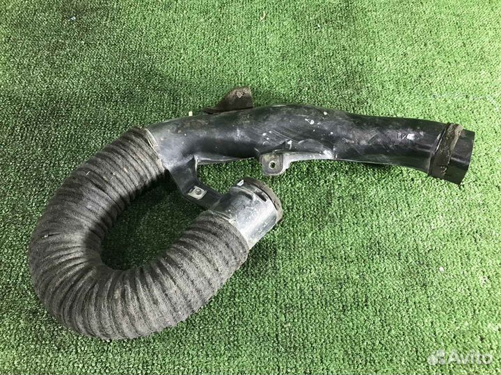 Воздухозаборник toyota corolla axio NZE144 1NZ-FE 2 007