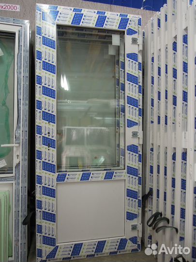 Двери пластиковые 90х210 входные