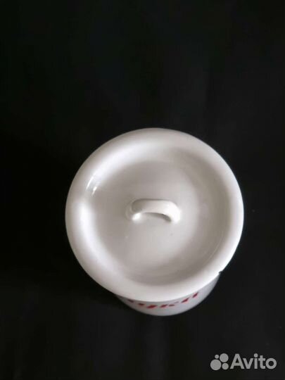 Эмалированная посуда Банка с крышкой СССР