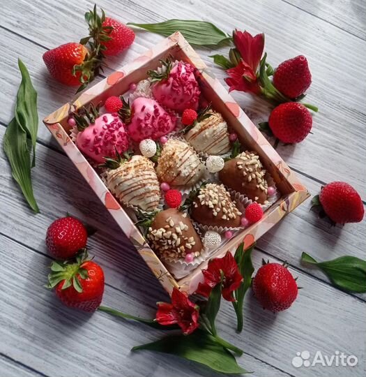 Клубника в шоколаде/в коробке/букет из клубники