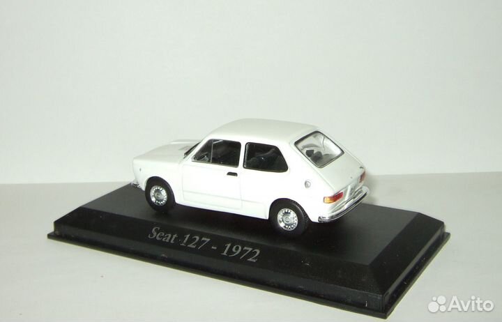 Сеат Seat 127 1972 IXO Altaya 1:43