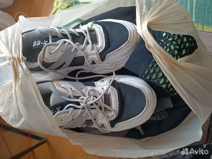 Вещи пакетомна девочку 40 42