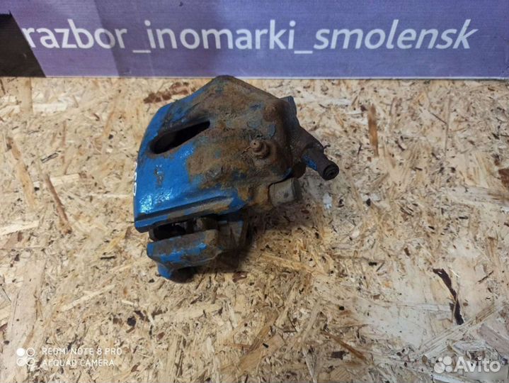 Супорта передние Volvo 850