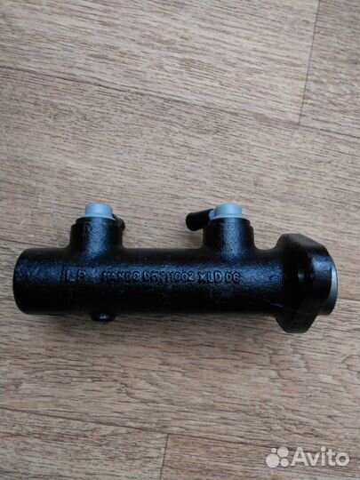 Главный тормозной цилиндр хундай HD 72/78