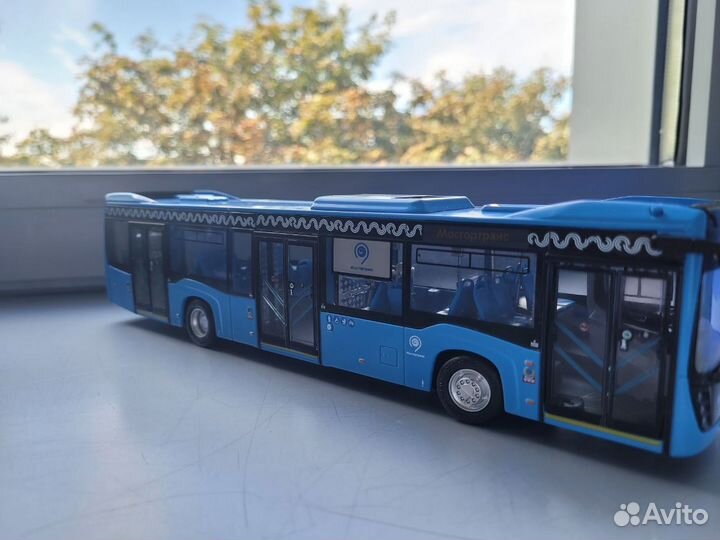 Автобус 1:43 камаз