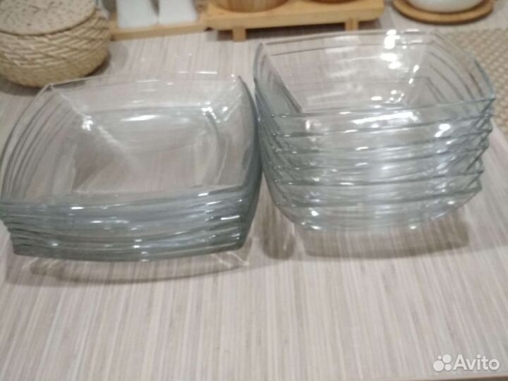 Салатники 6, тарелки 8шт стекло к-т из 14шт