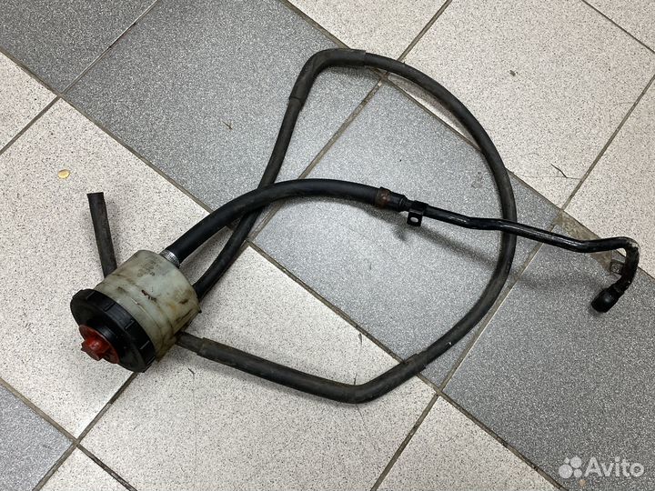 Бачок гидроусилителя Vw T4 701422373