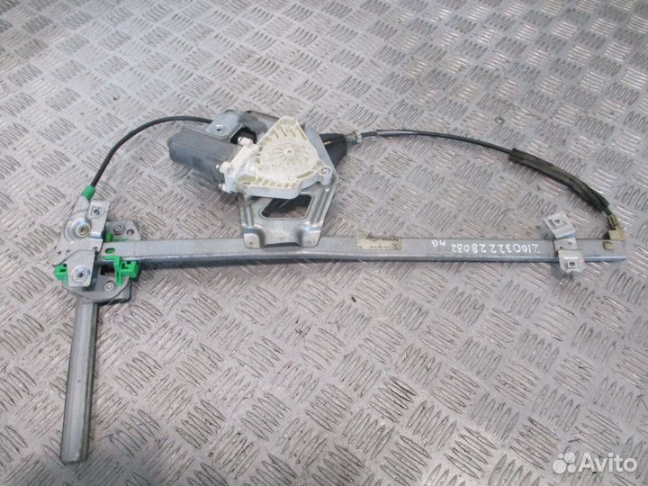 Механизм стеклоподъемника с моторчиком правый Merc