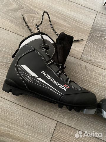 Лыжные ботинки детские 35 размер