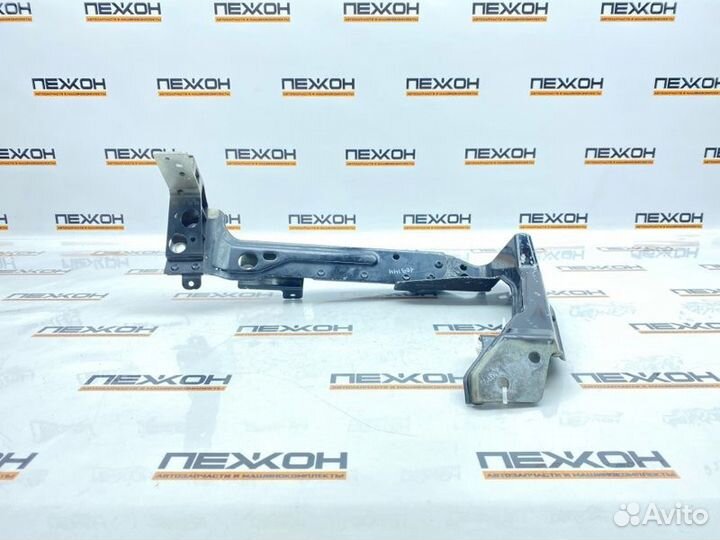 Кронштейн фары правый Land Rover Range Rover Velar