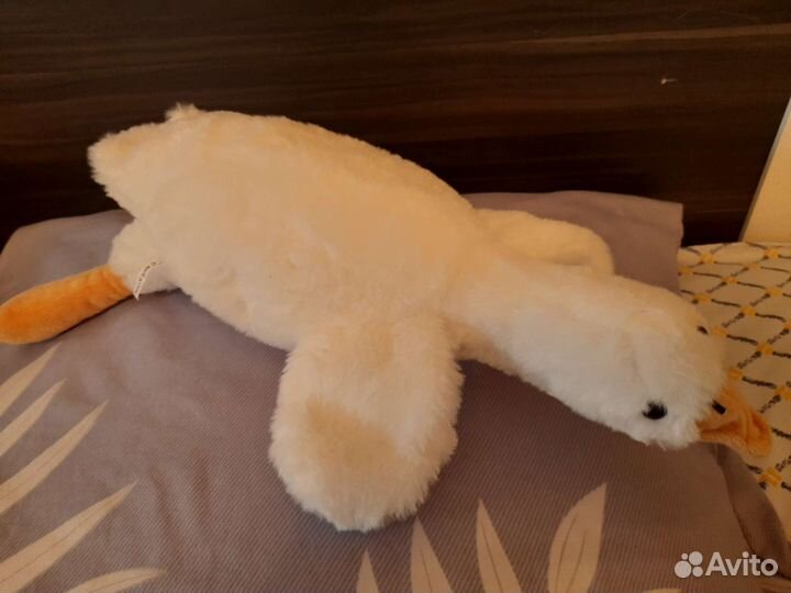 Гусь обнимусь