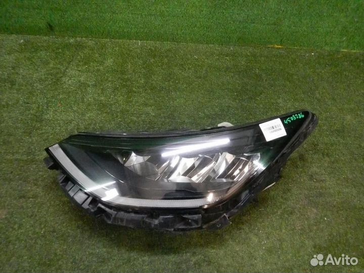 Фара левая Hyundai Sonata