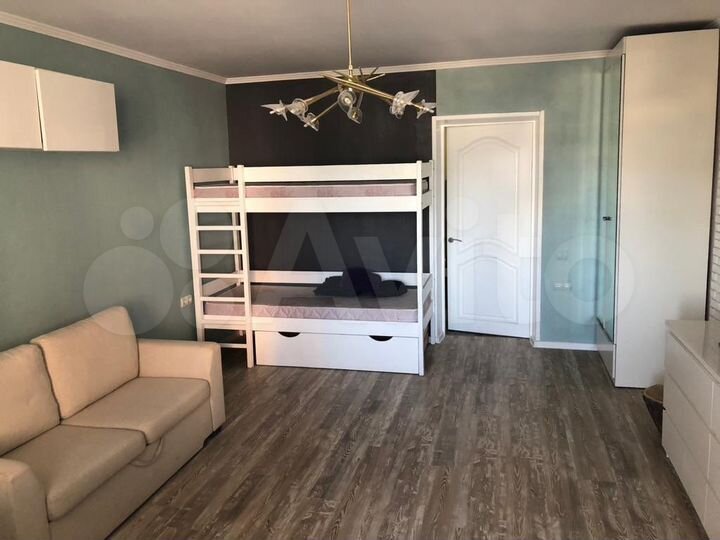 3-к. квартира, 81,1 м², 6/10 эт.