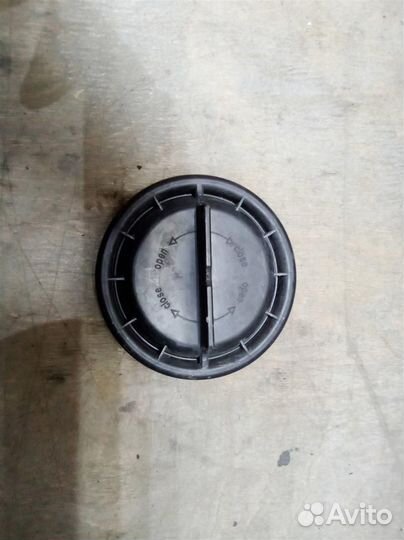 Крышка фары от Opel Astra J 2010