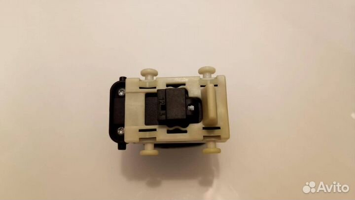 Кнопка стеклоподъемника двери Mercedes-Benz