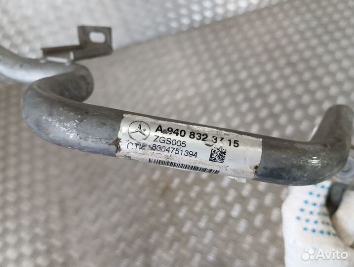 Трубка кондиционера Mercedes-Benz А9408323715
