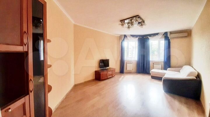 2-к. квартира, 83 м², 6/21 эт.