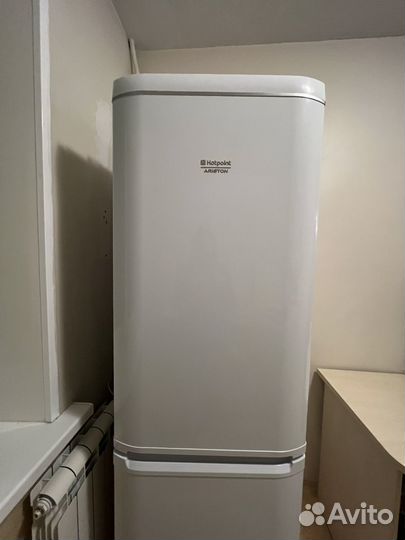 Холодильник hotpoint ariston бу