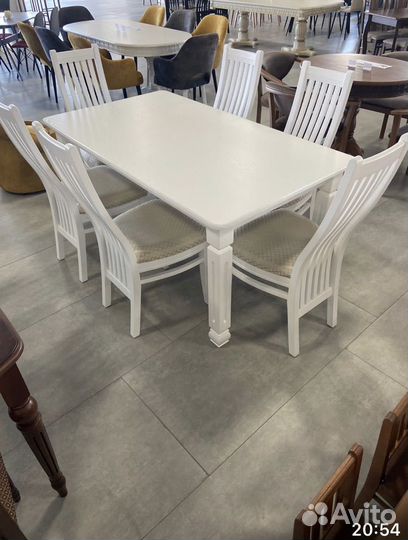 Стол из массива