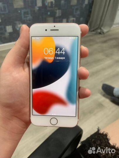 iPhone 6S, 32 ГБ