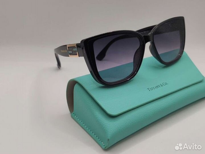 Солнцезащитные женские очки Tiffany&Co