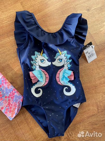Купальник для девочки новый 3-4 г