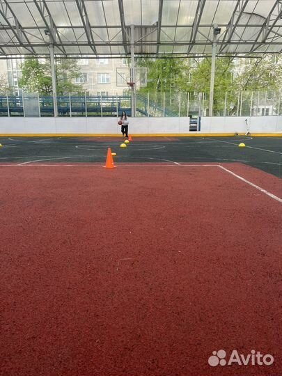 Тренер по баскетболу