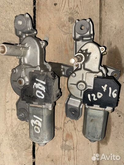 Моторчик дворников задний Toyota Corolla 120 1.6